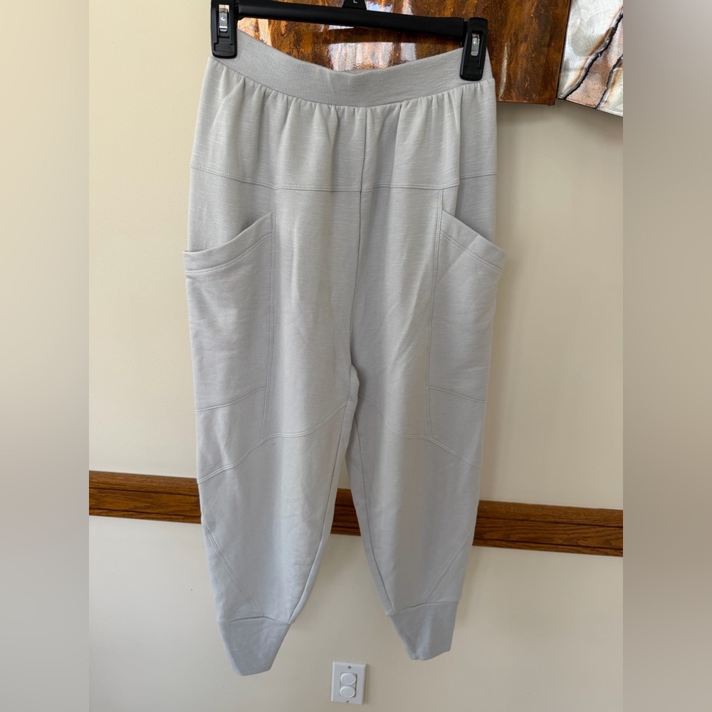 Anthropologie Daily Practice Harem Joggers Large Light Gray Relaxed Fit Joggers - Picture 3 of 8